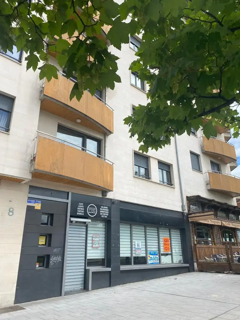 Locale commerciale in affitto a Calle Cruz Roja 8 24006 Leon