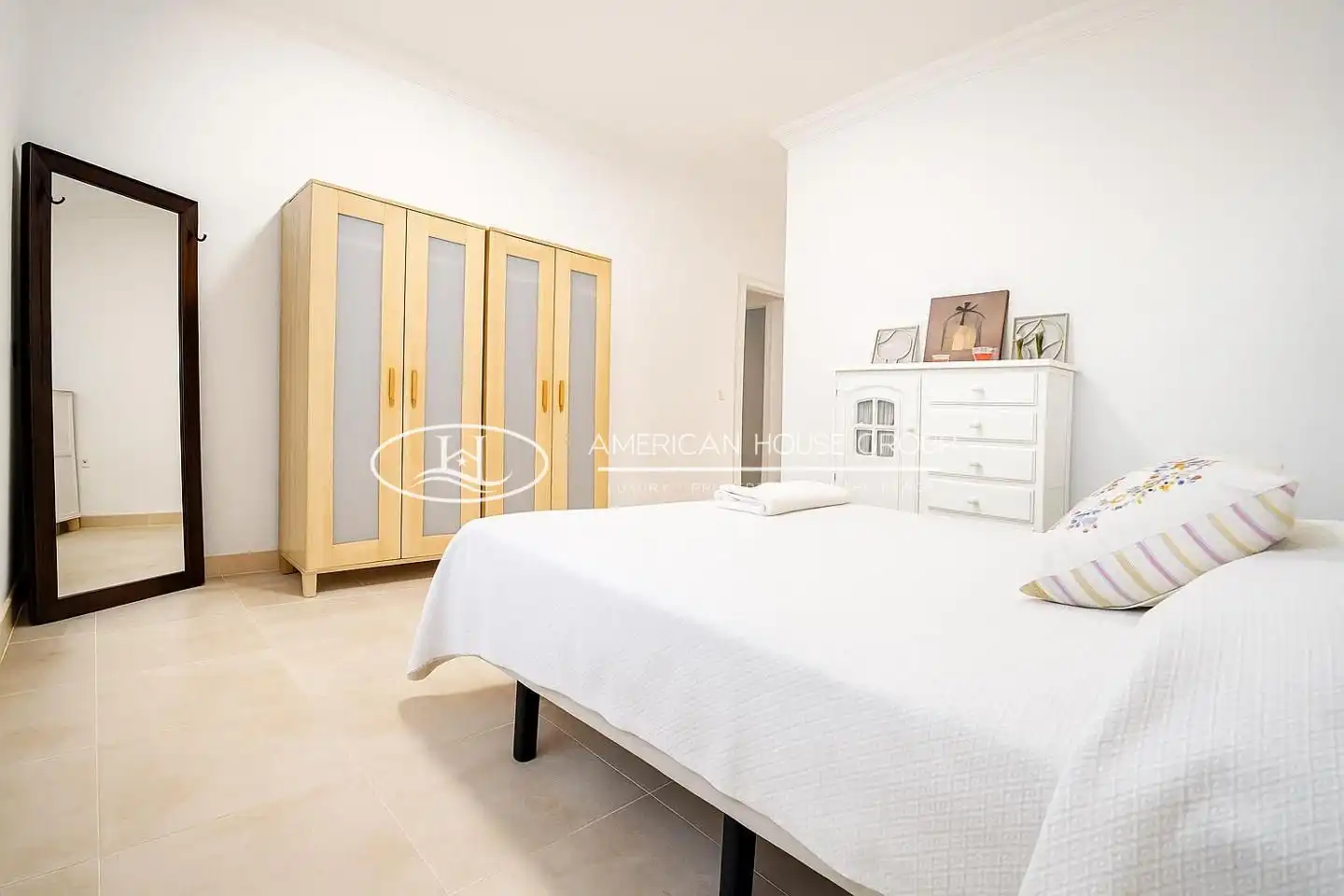 Bedroom of Houses for sale in Chiclana de la Frontera