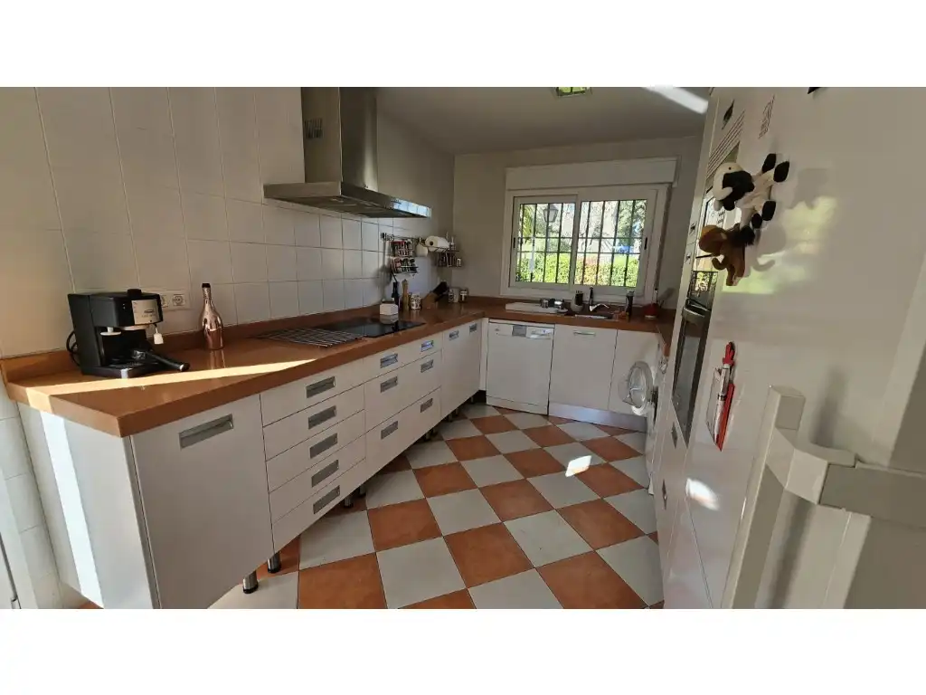 Kitchen of Houses for sale in San Lorenzo de El Escorial