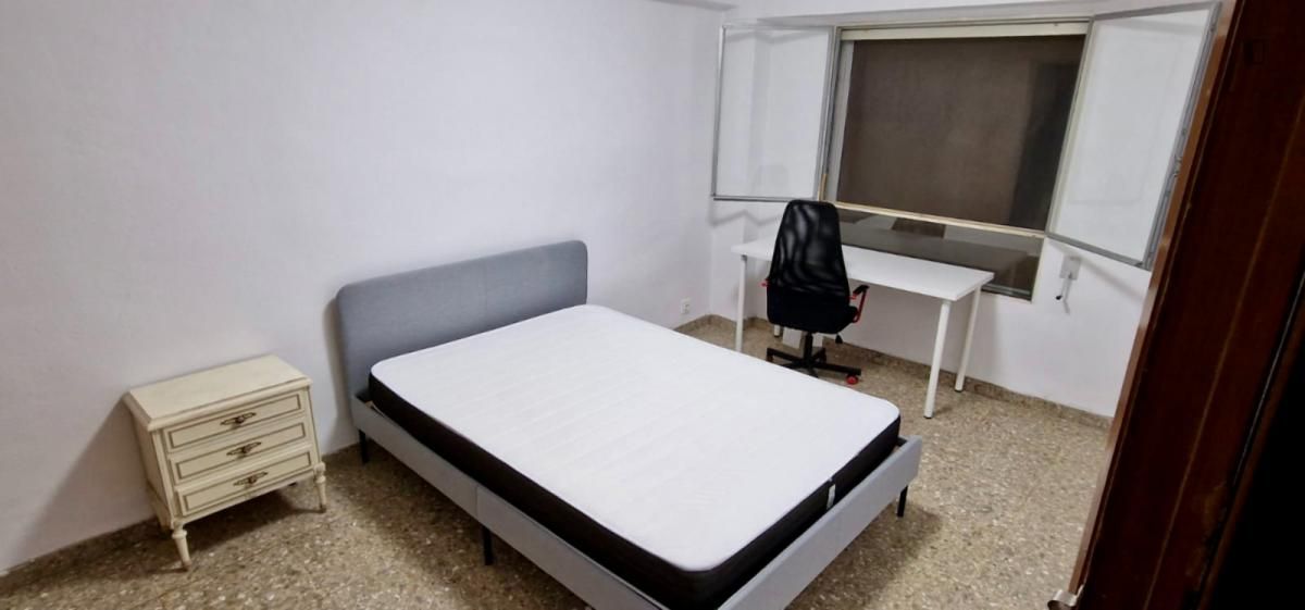 Apartment to share in Centre - Zona Alta