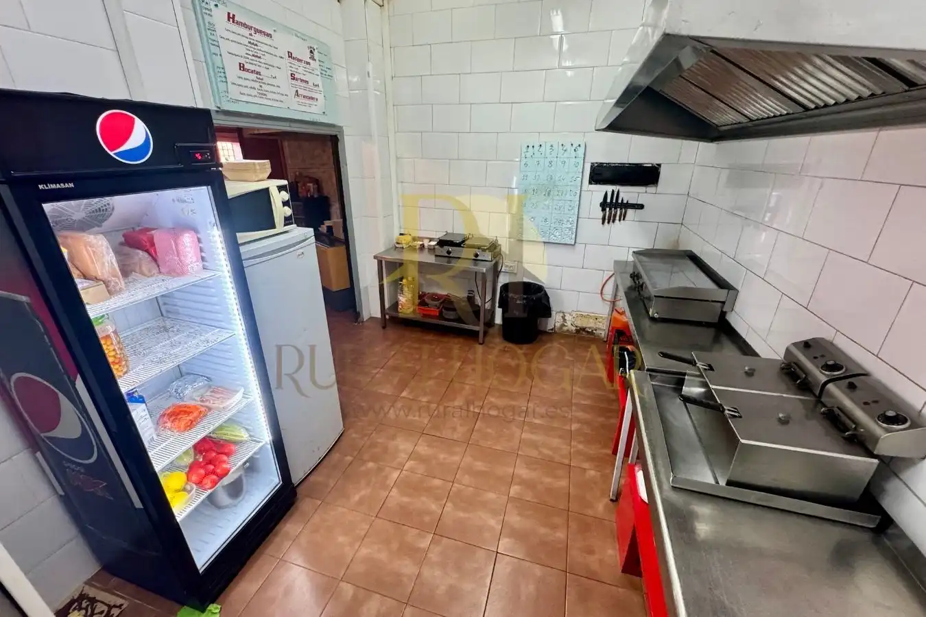 Kitchen of Commercial properties for sale in Villamanín  with Heating, Terrace and Furnished