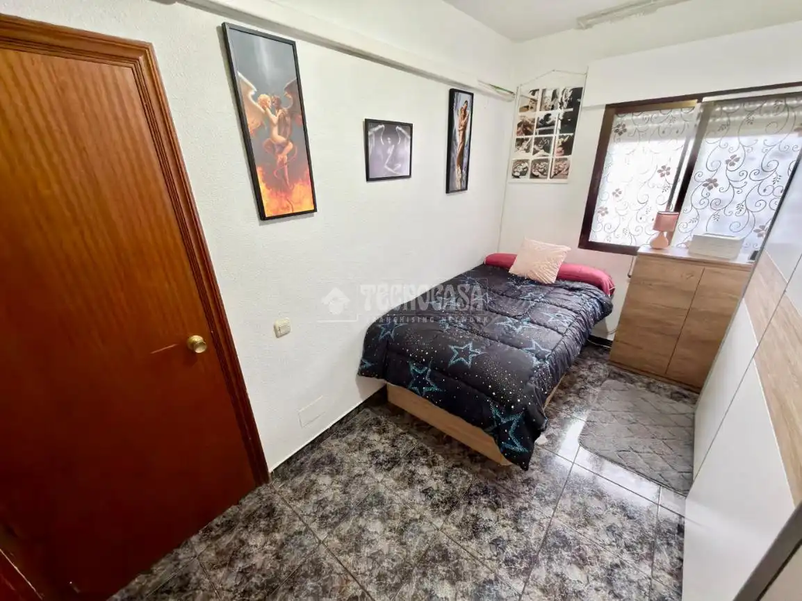 Dormitori de Casa adosada en venda en Valdeaveruelo amb Aire condicionat i Calefacció