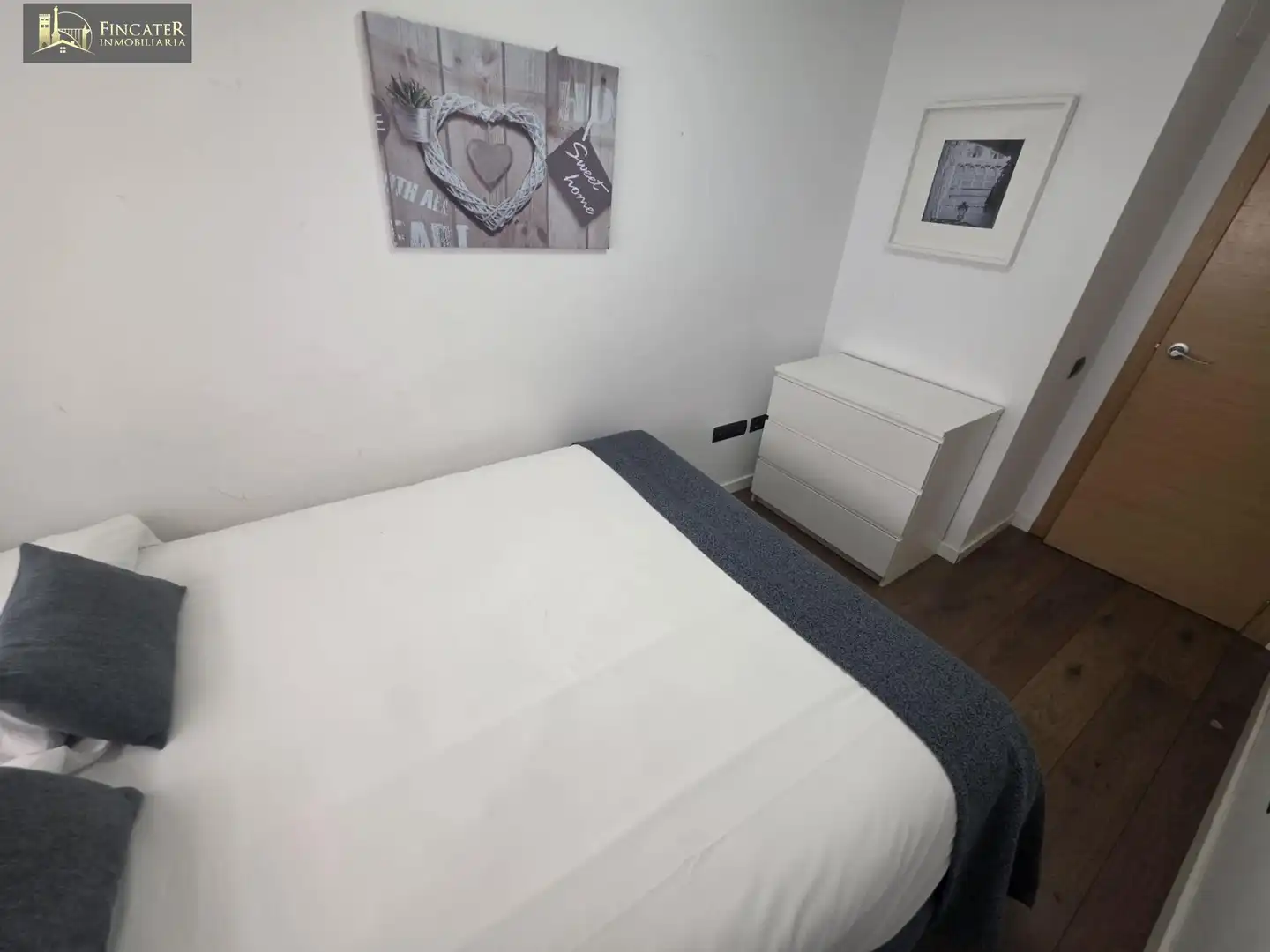 Dormitori de Apartament en venda en Teruel amb Aire condicionat i Calefacció