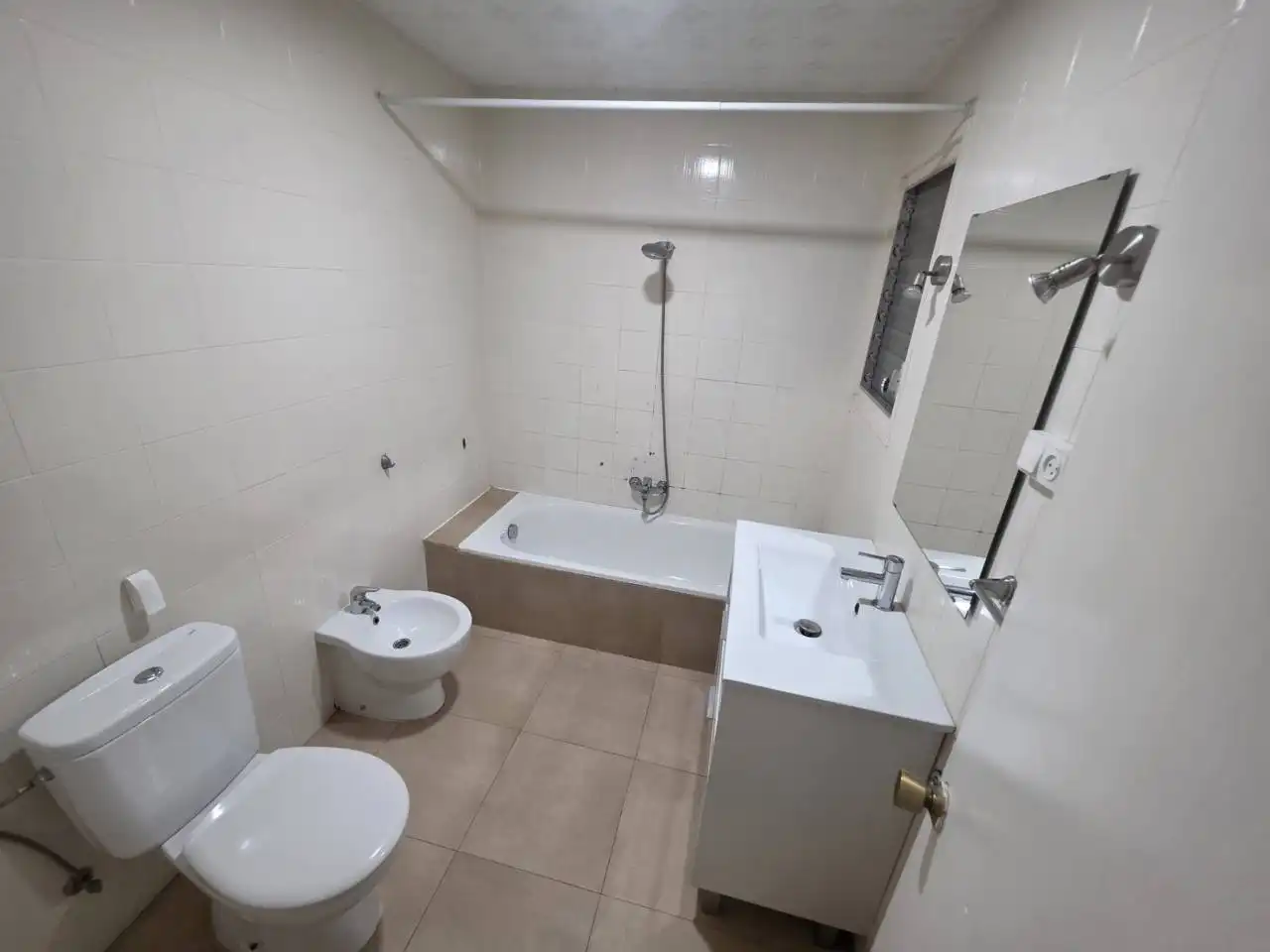 Baño de Casa o chalet en venta en Sallent con Aire acondicionado, Calefacción y Terraza