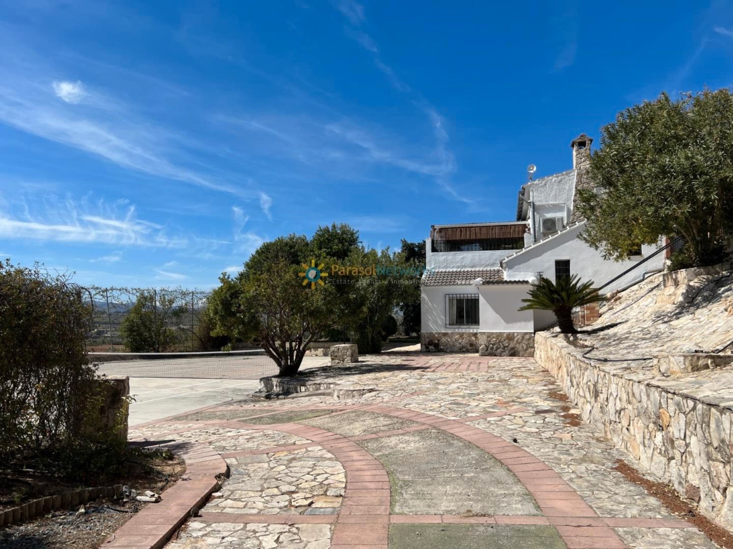 Vista exterior de Casa o xalet en venda en L'Olleria amb Aire condicionat, Calefacció i Jardí privat