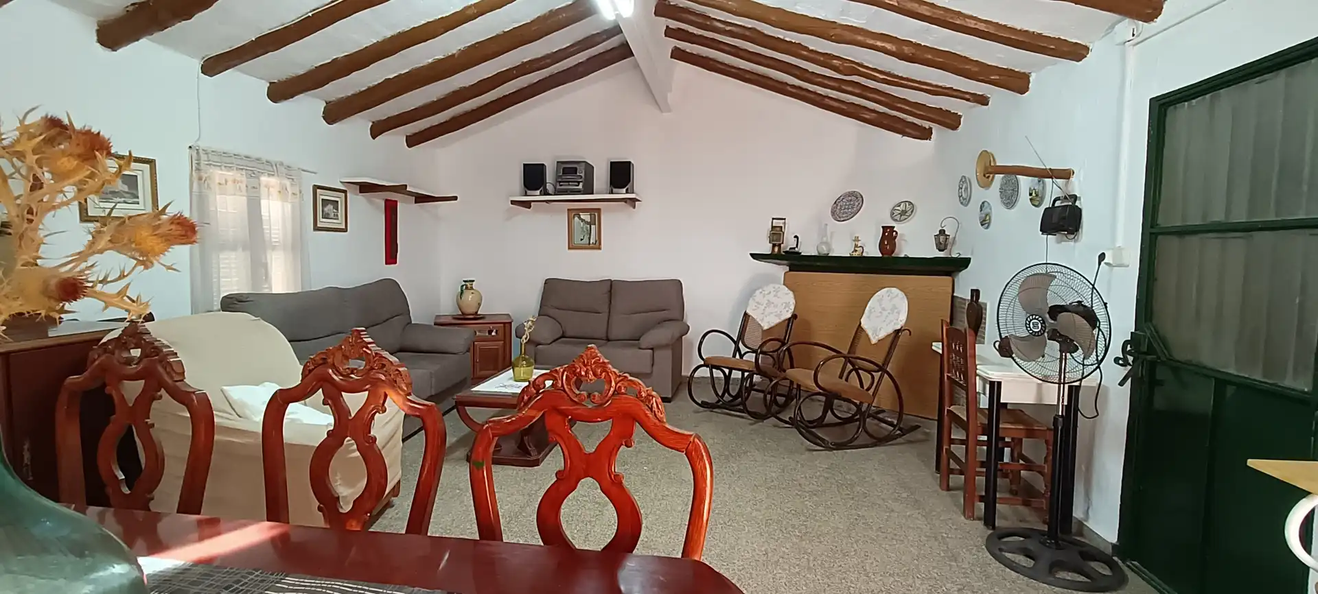 Sala d'estar de Casa o xalet en venda en Almansa amb Jardí privat