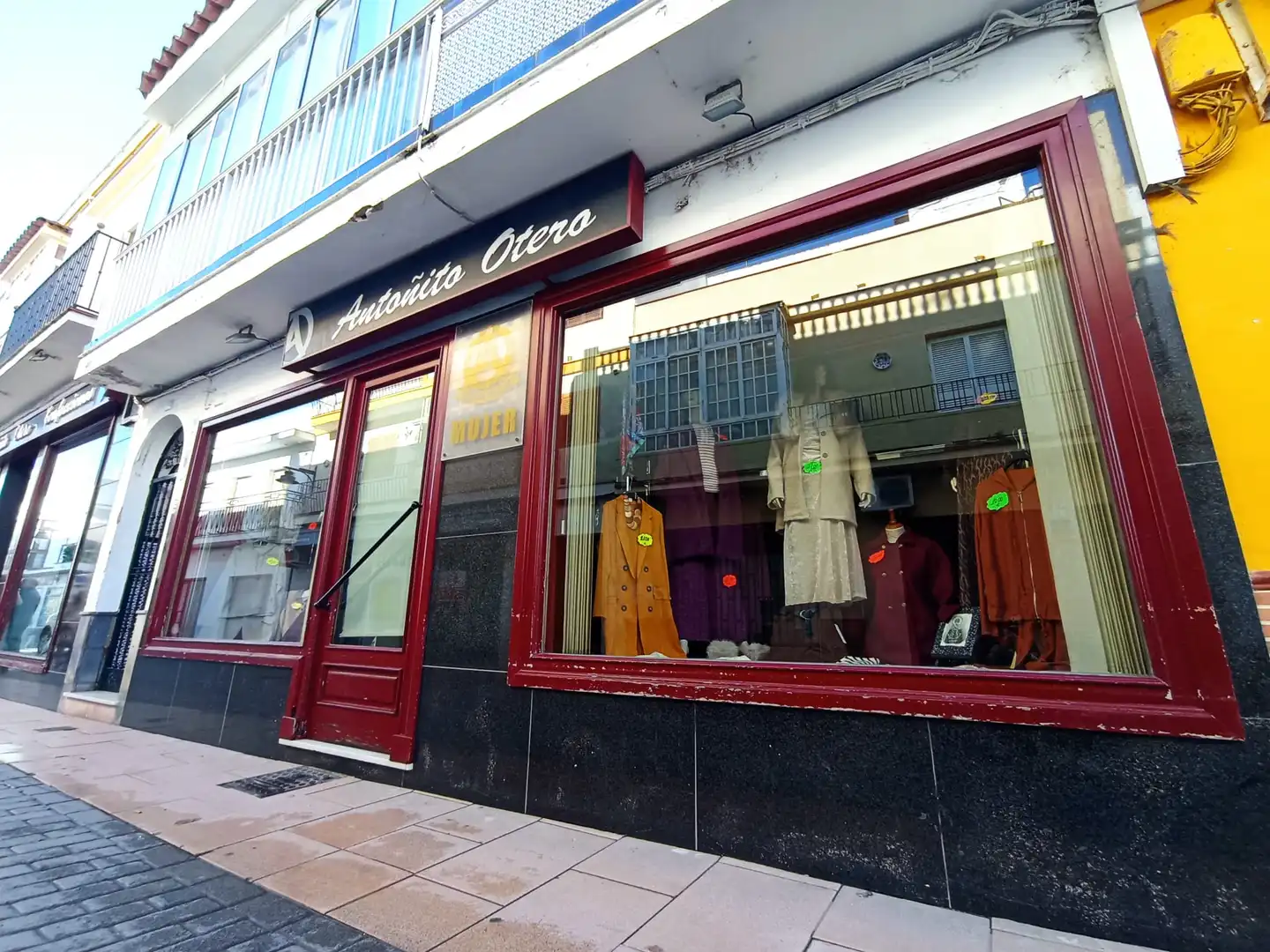Local comercial en venda a C/ Isaac Peral, imagen 2