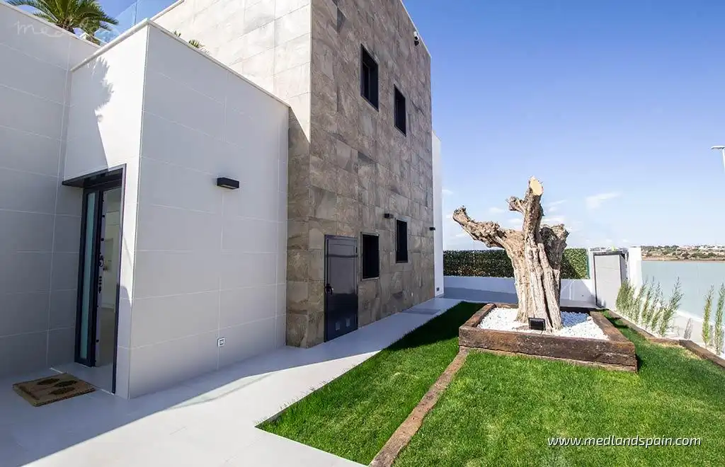 Detached house with pool for sale in Orihuela Costa, imagen 5