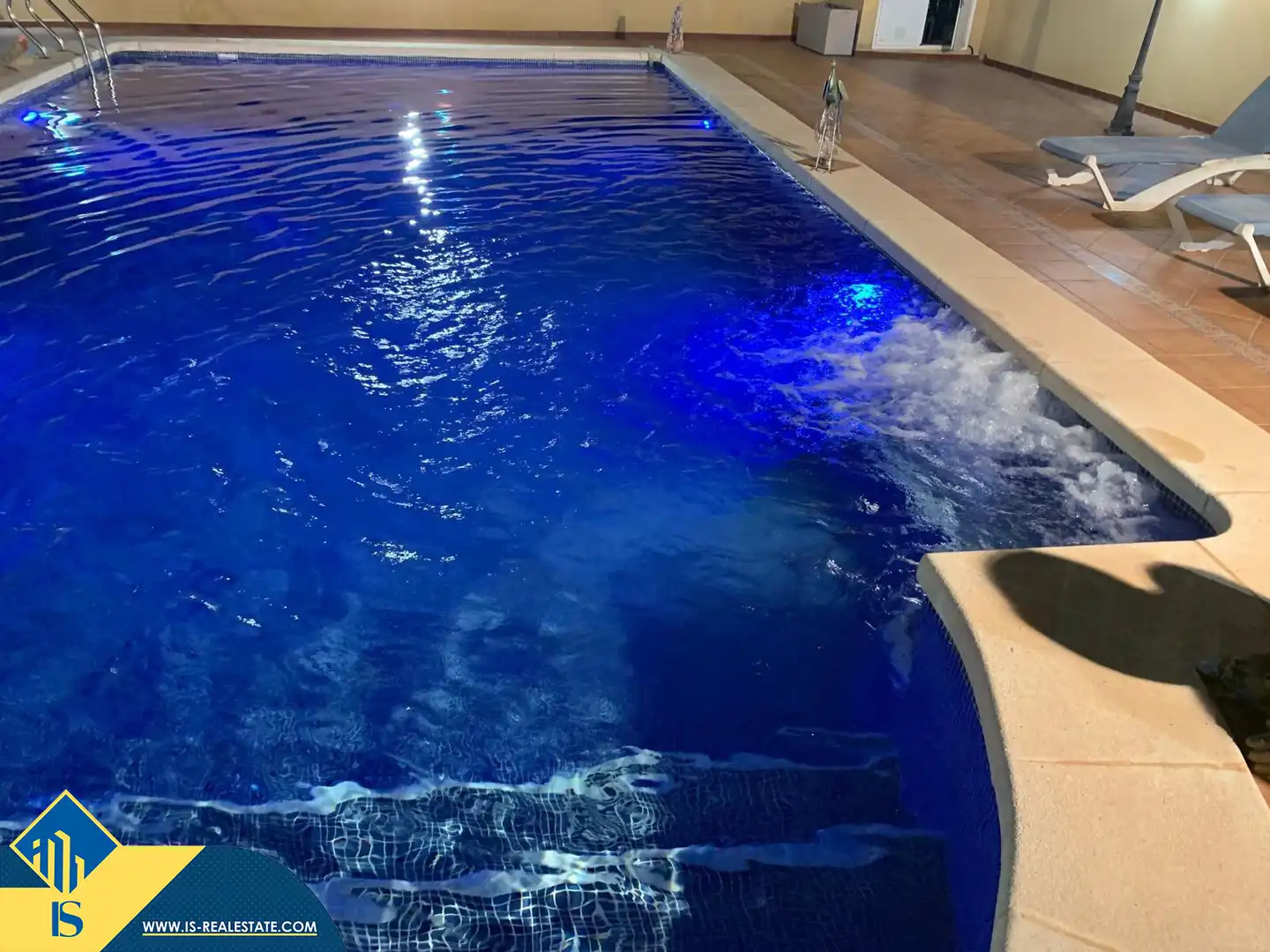 Chalet con piscina en venta en Los Balcones - Los Altos, imagen 12