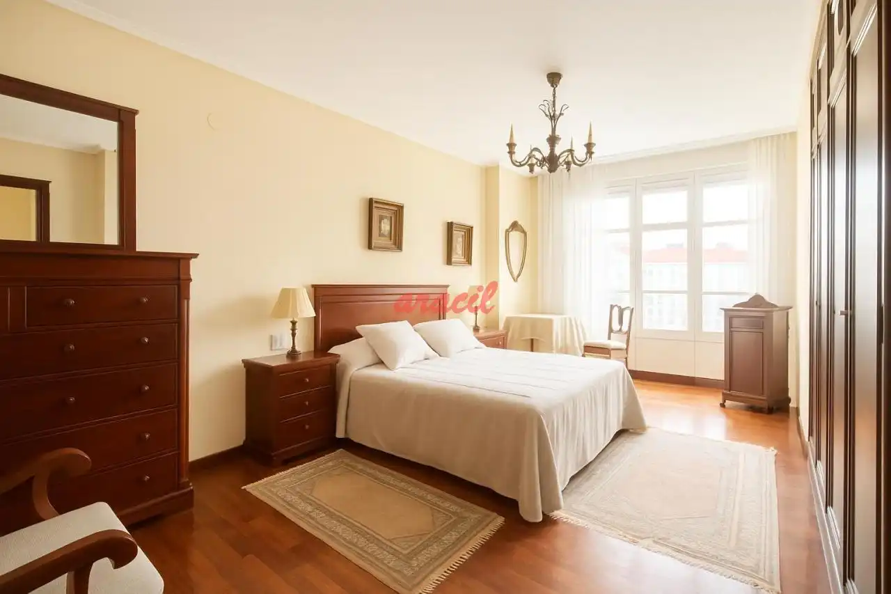Habitación de Piso en venta en Ourense Capital  con Aire acondicionado, Calefacción y Trastero