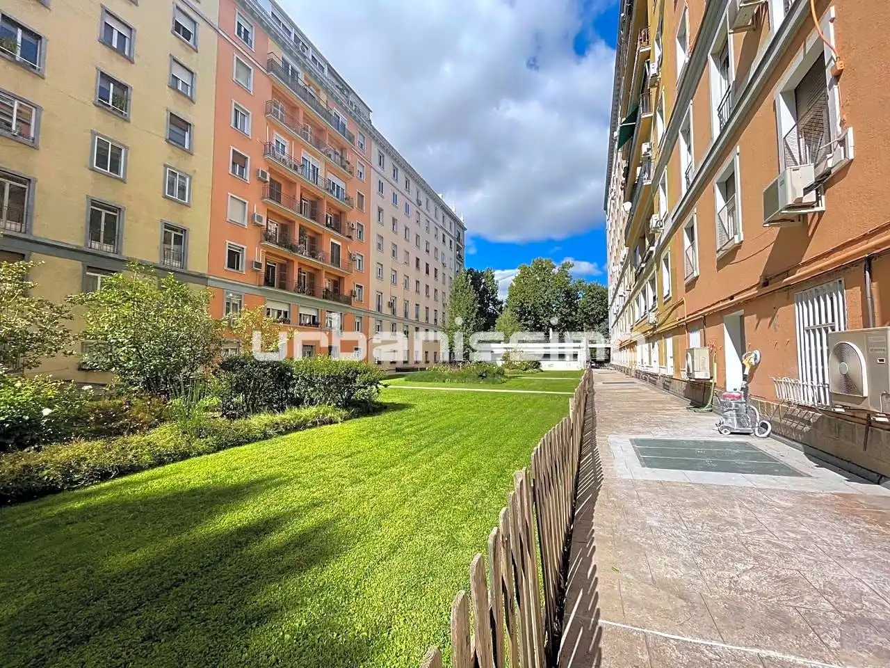 Planta baja de alquiler en Avenida de Menéndez Pelayo, Niño Jesús