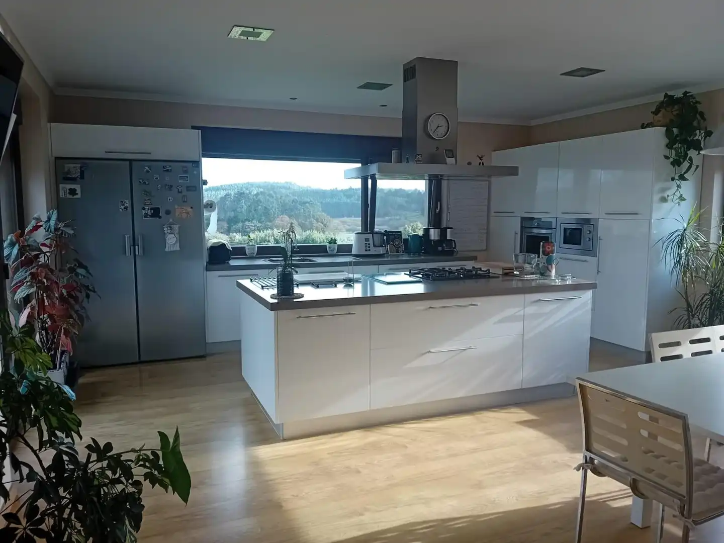 Cocina de Casa o chalet en venta en Carballo con Aire acondicionado, Calefacción y Jardín privado