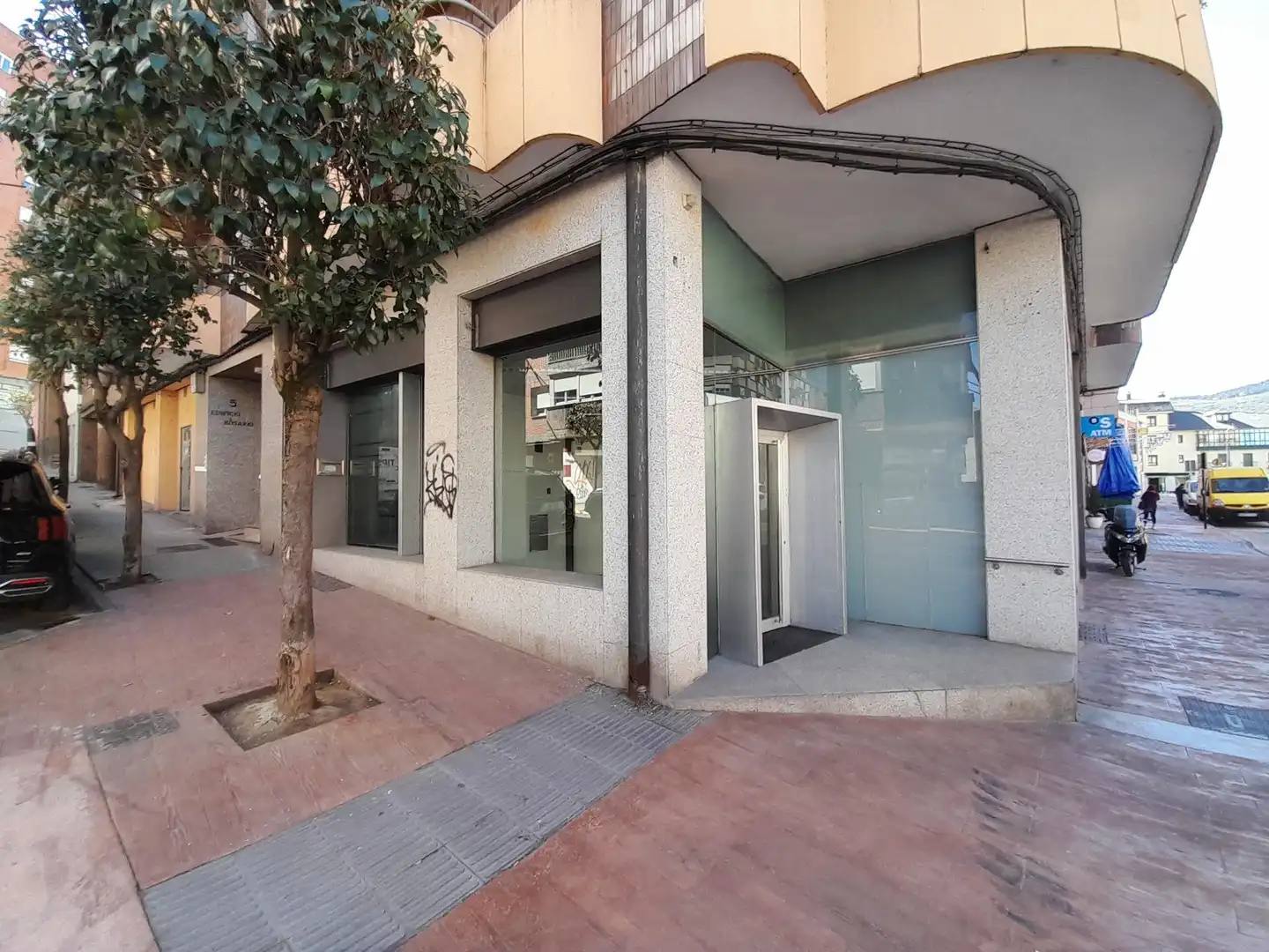 Local comercial en alquiler en Zona Alta, imagen 17