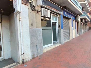 Business premises to rent in C-1413a