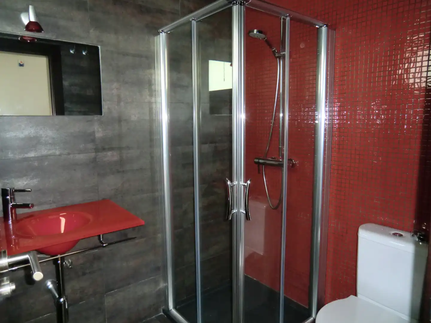 Baño de Casa o chalet en venta en Fuente Vaqueros con Jardín privado y Jacuzzi