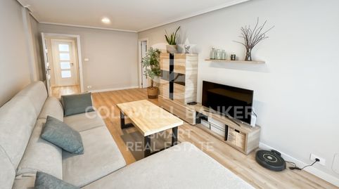 Foto 2 de Piso en venta en Travesia Igrexa, 7, Cambre , A Coruña