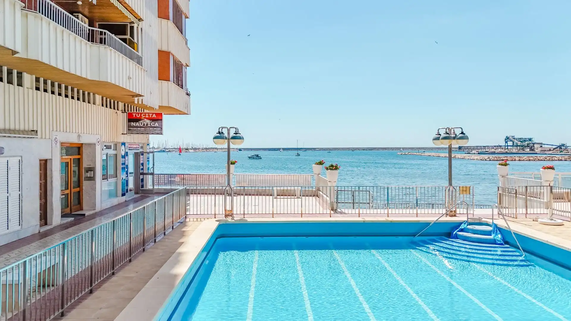 Appartement compact avec piscine à vendre à Avenida Doctor Gregorio Marañón