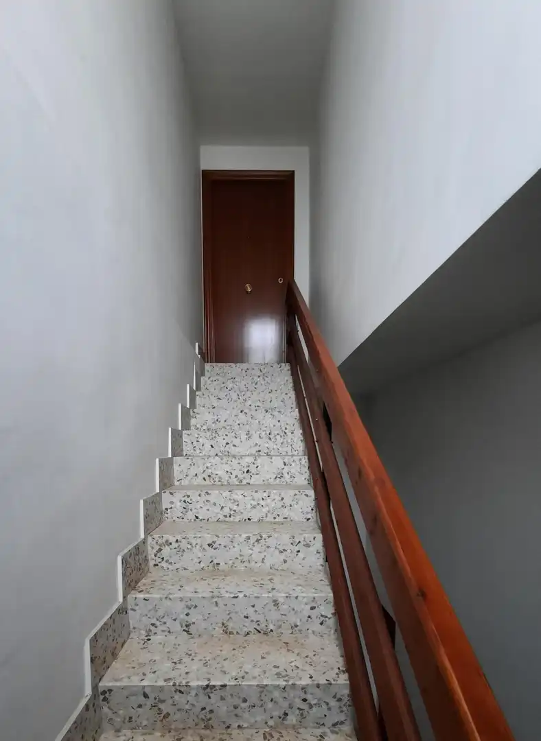 Piso en venta en Novallas con Calefacción y Terraza