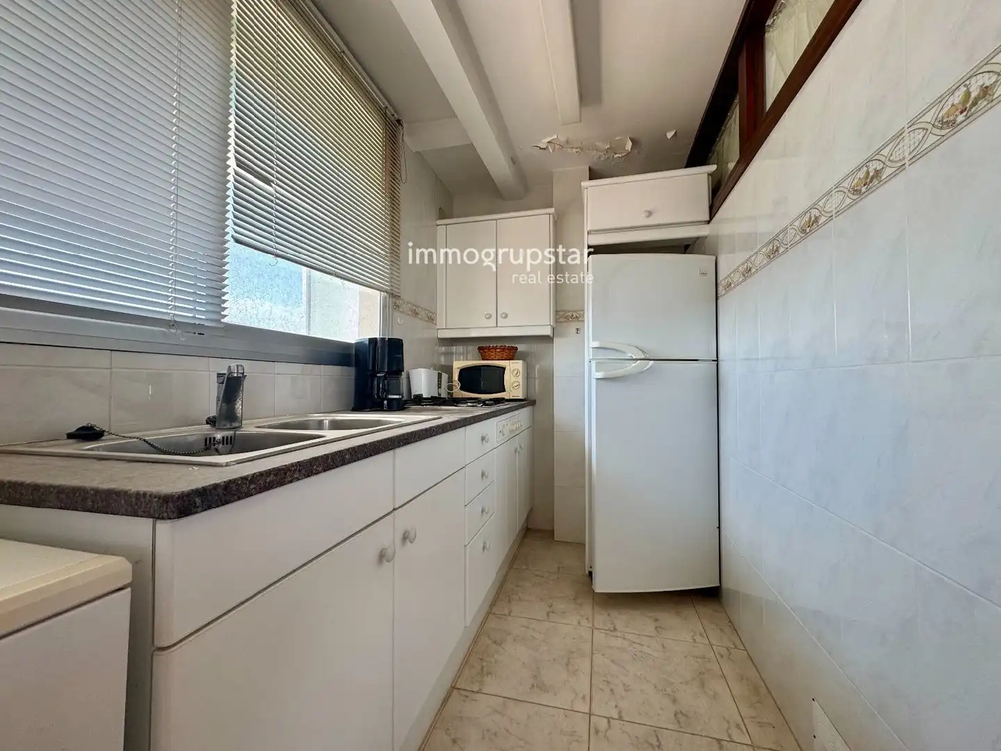 Cocina de Piso en venta en Castell d'Aro, Platja d'Aro i s'Agaró con Terraza y Balcón