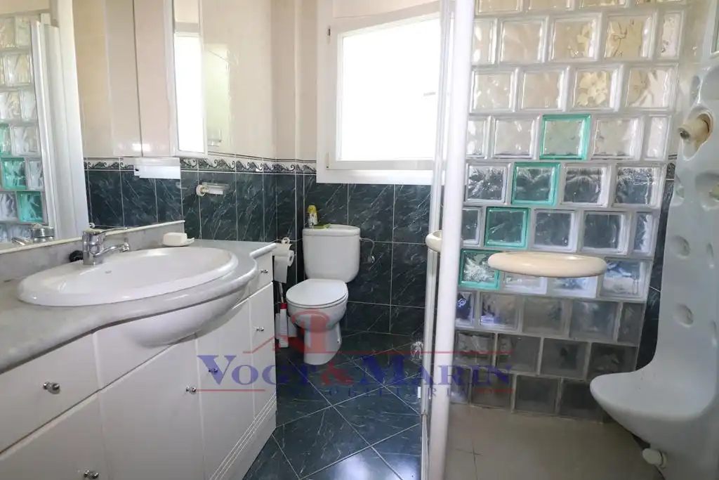 Casa con terraza en venta en Carrer Montgrí, imagen 49