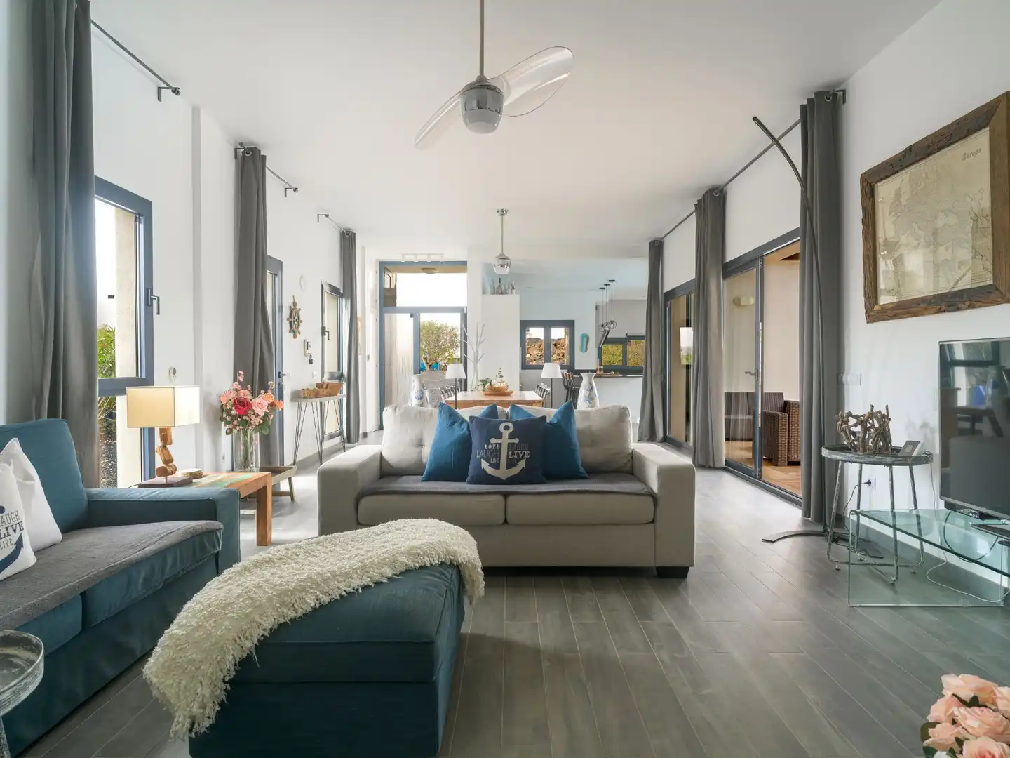 Sala de estar de Casa o chalet en venta en La Oliva con Jardín privado, Terraza y Trastero