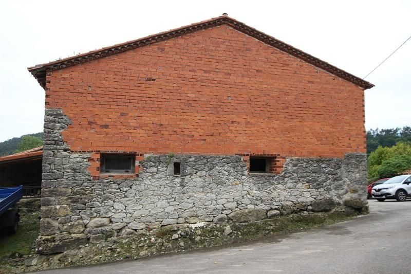 Exterior view of House or chalet for sale in Valdáliga  with Private garden