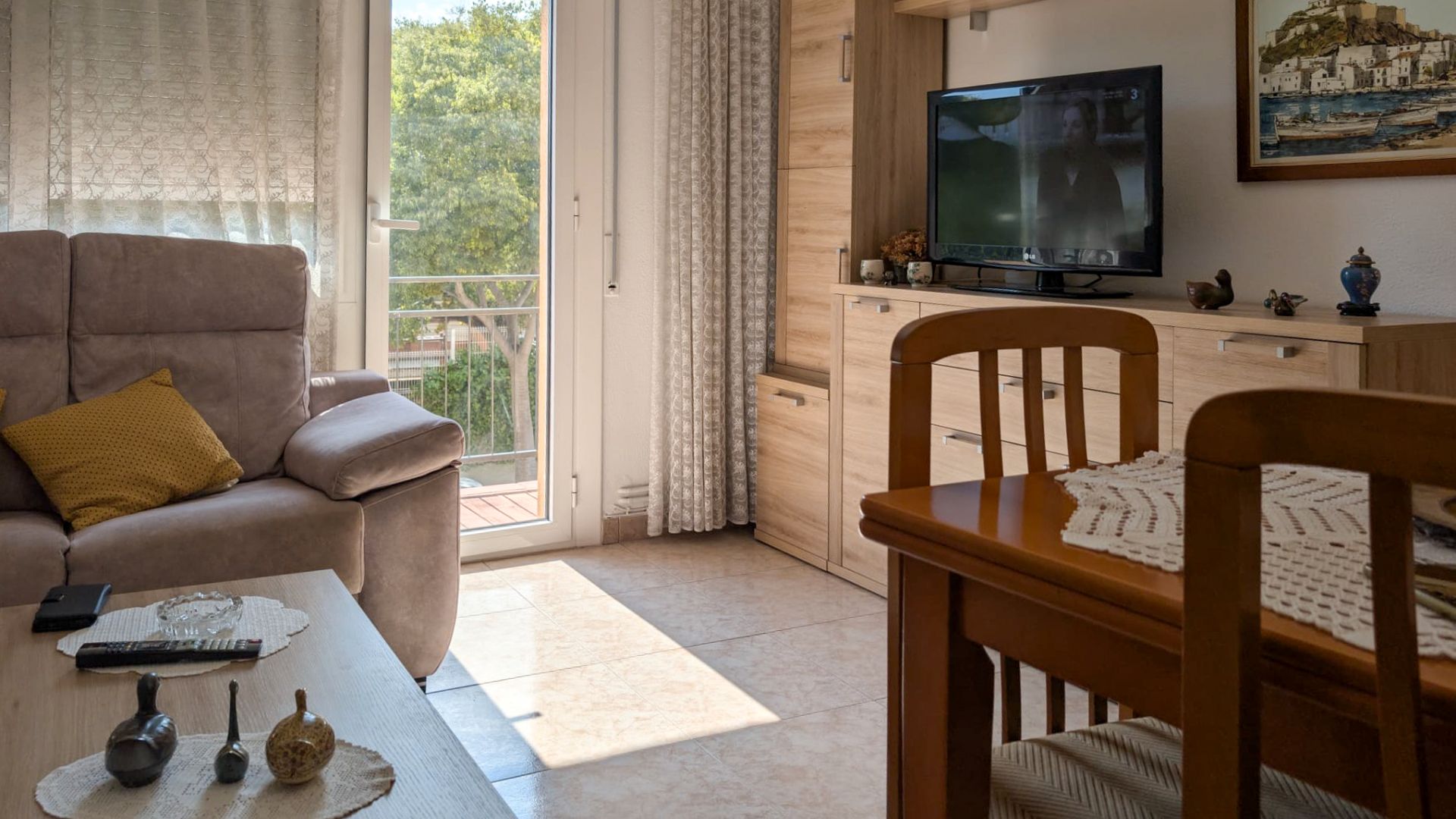 Living room of Flat for sale in Sant Feliu de Guíxols  with Air Conditioner, Heating and Balcony