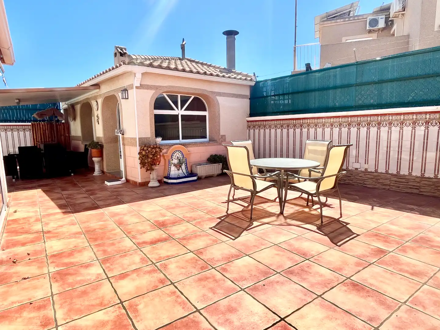 Terraza de Casa o chalet en venta en Torrevieja con Aire acondicionado, Calefacción y Jardín privado
