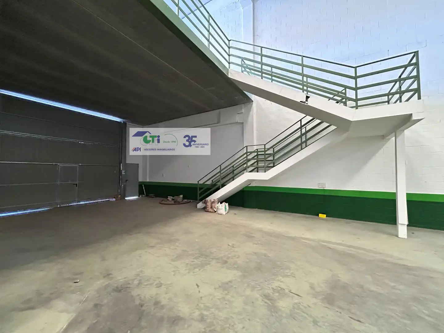 Industrial building for sale in CALLE BORDEREA, imagen 3