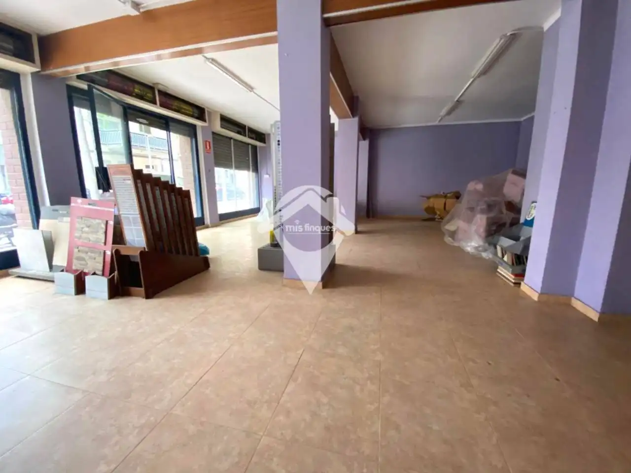 Local comercial en venta en La Romànica, imagen 2