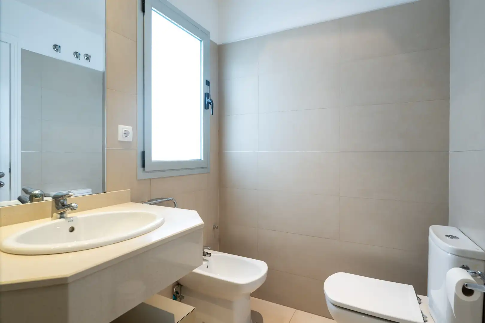 Badezimmer von Wohnung zur Miete in Telde mit Klimaanlage, Terrasse und Möbliert