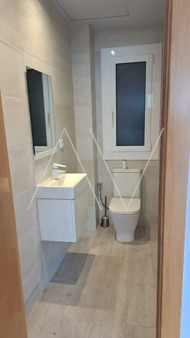 Baño de Oficina de alquiler en Barcelona