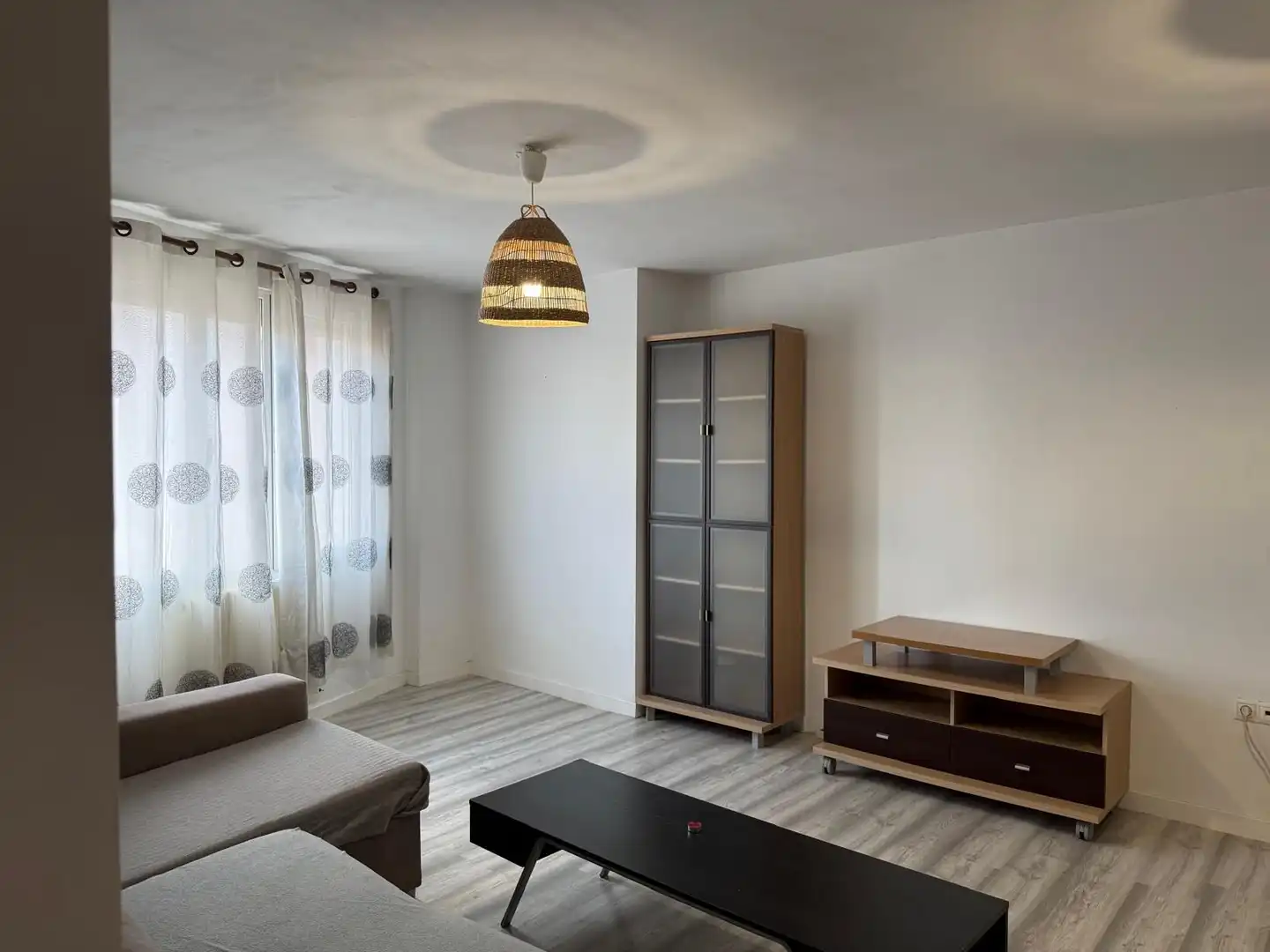 Wohnzimmer von Haus oder Chalet zur Miete in Arroyo de la Encomienda mit Heizung, Abstellraum und Möbliert