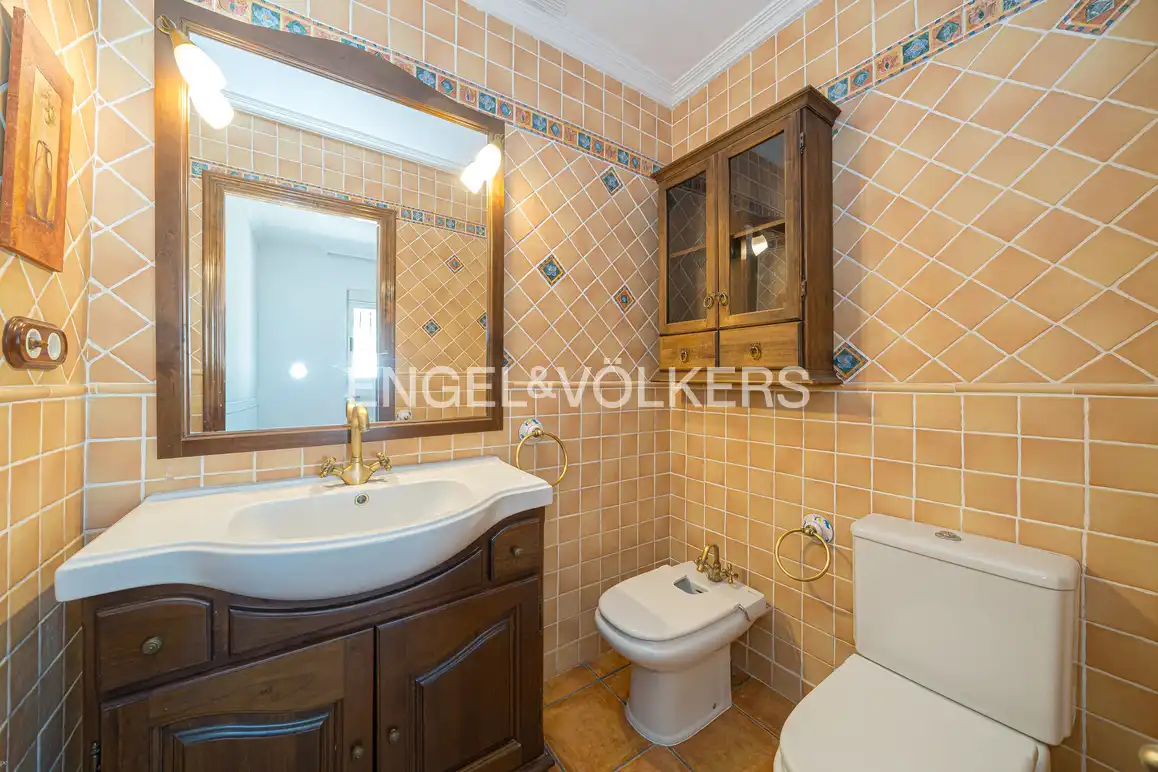 Baño de Casa o chalet en venta en La Nucia con Aire acondicionado, Jardín privado y Piscina