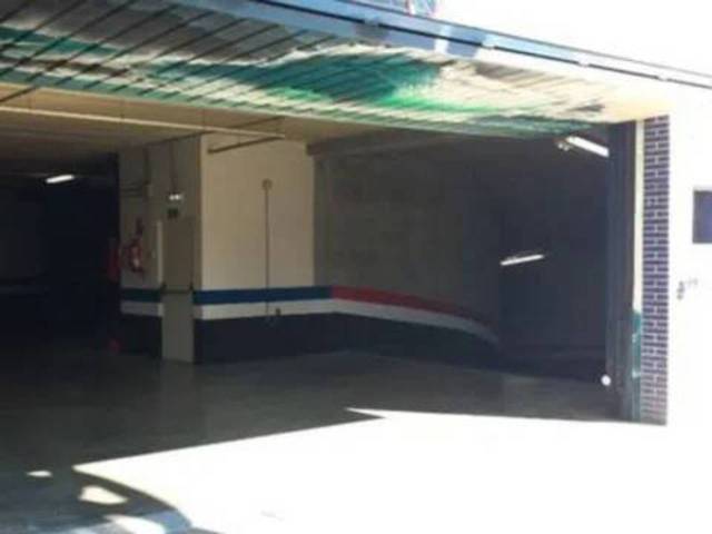 Garaje en Venta en Calle Iparragirre Etorbidea No Number en Txorierri - Ondiz - Udondo