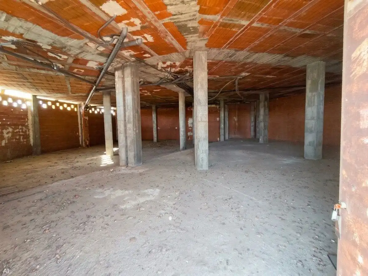 Local comercial en venda a Avenida Elvas, imagen 10