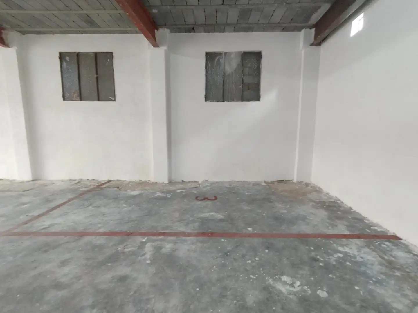 Garage for rent in Juan de Borbón