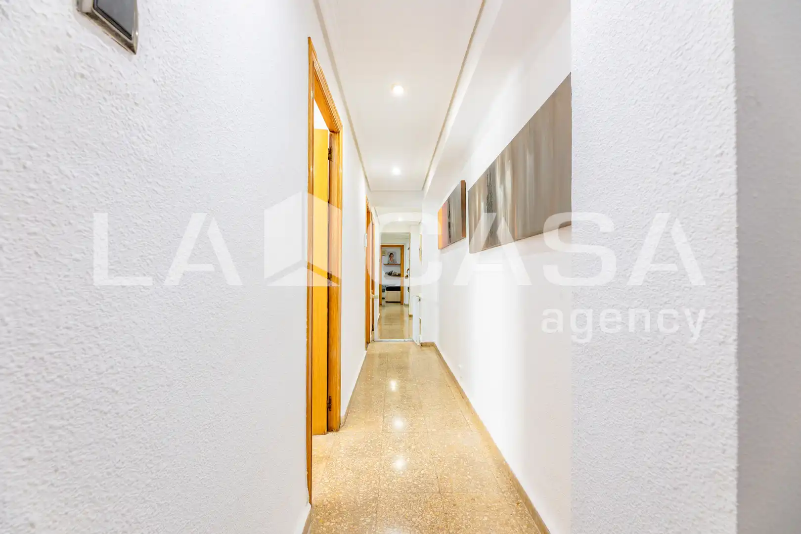 Flat for sale in Valencia  with Oven and Washing machine