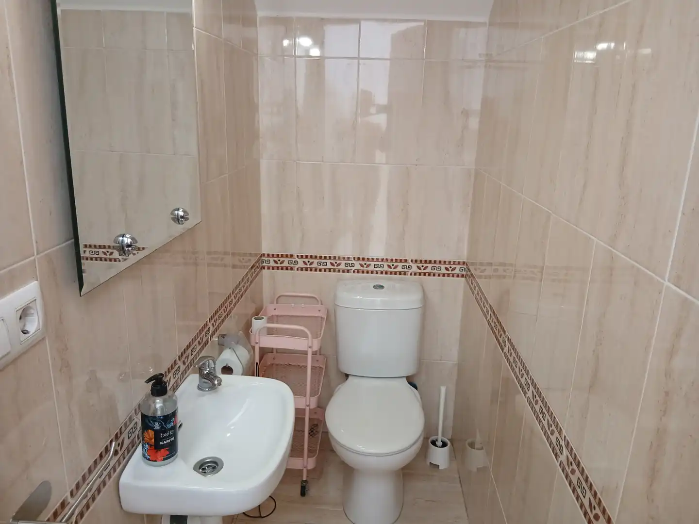 Badezimmer von Einfamilien-Reihenhaus zur Miete in Sarrià de Ter mit Klimaanlage, Heizung und Terrasse