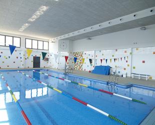 Piscina de Nau industrial en venda en La Vall d'Uixó