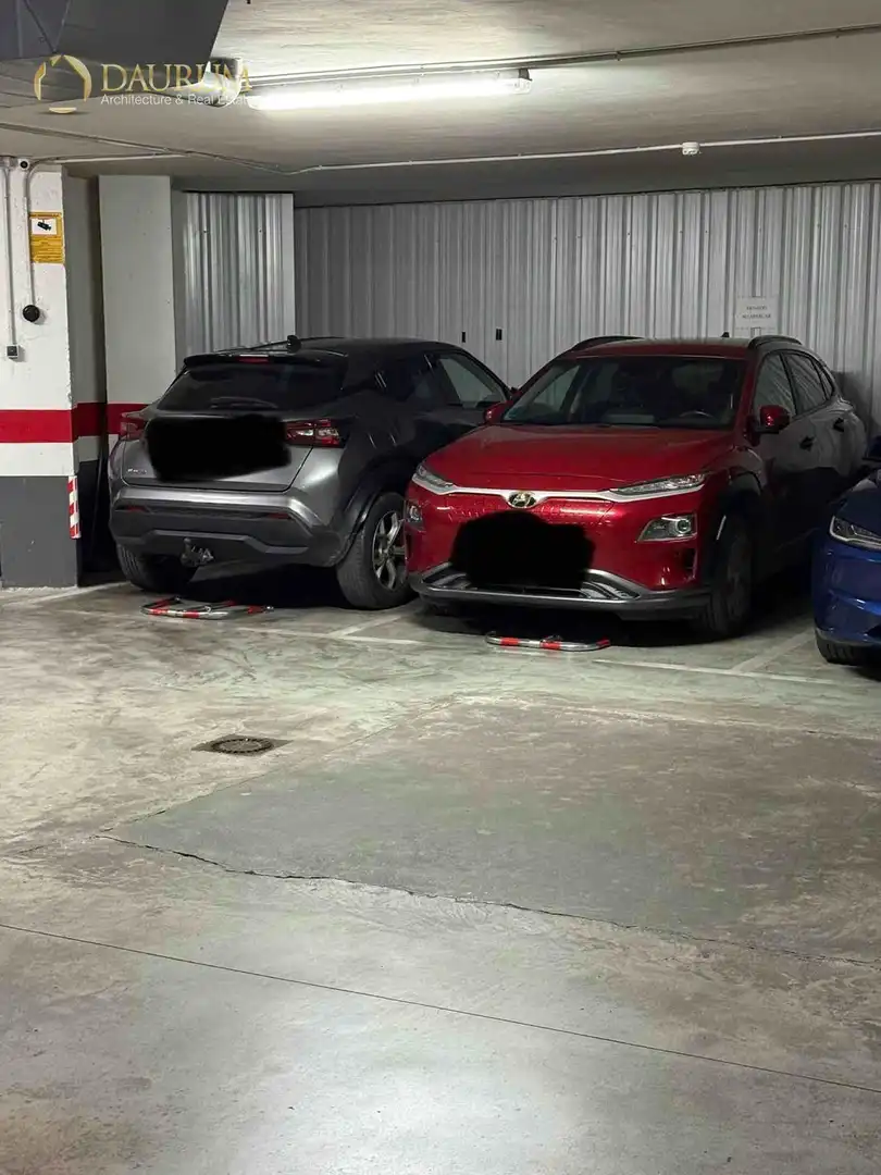 Parking de Piso en venta en Málaga con Aire acondicionado, Calefacción y Amueblado
