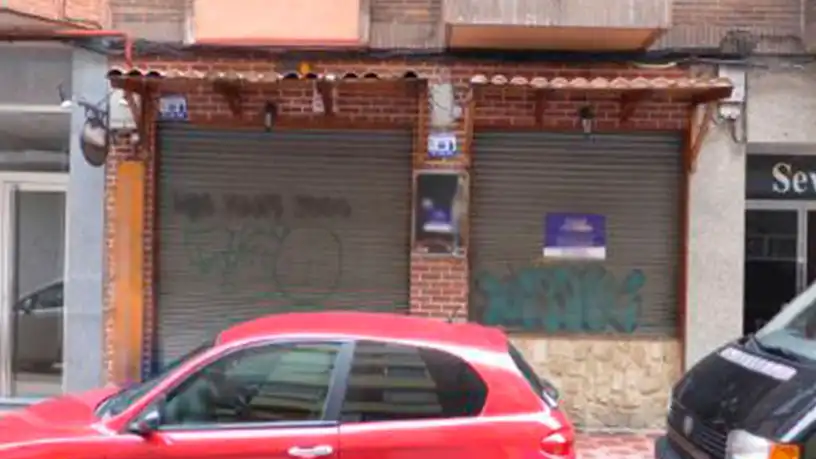 Vista exterior de Local en venta en Valladolid Capital