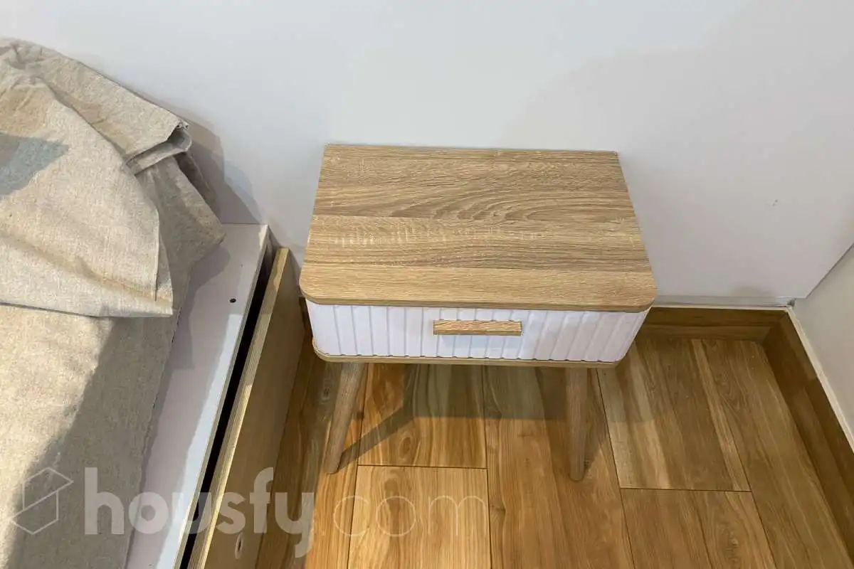 Dormitori de Pis de lloguer en Sevilla amb Aire condicionat, Calefacció i Moblat