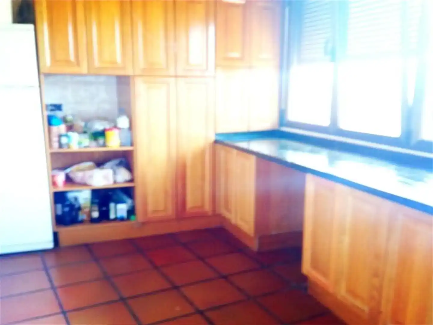 Cocina de Piso en venta en La Puebla de Valverde con Trastero y Piscina comunitaria