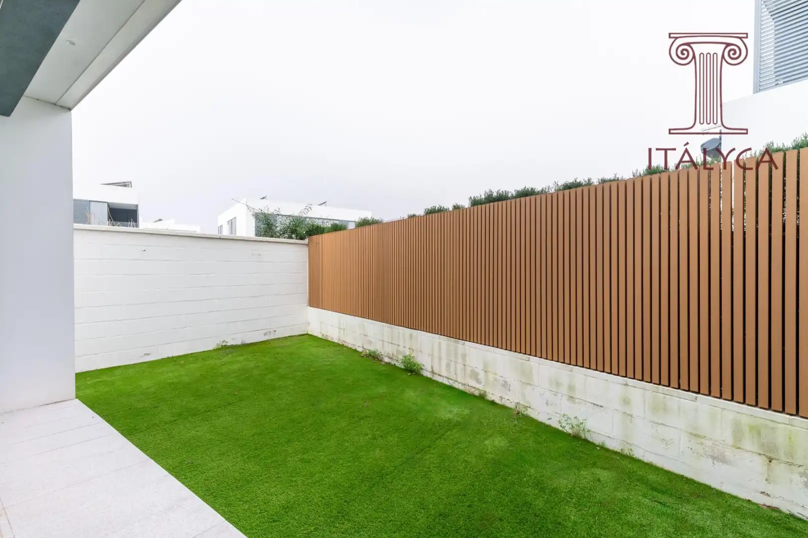 Terrace of Detached homes for sale in Mairena del Aljarafe  with Heating, Private garden and Terrace