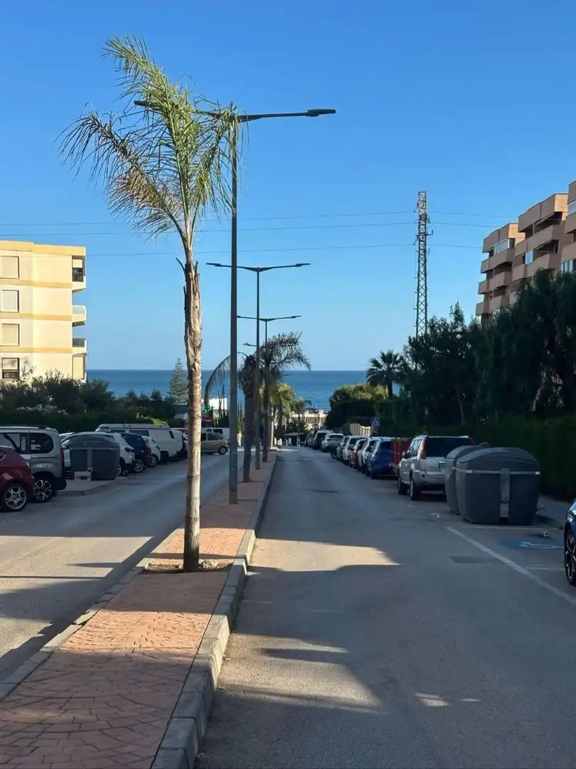 Vista exterior de Piso en venta en Rincón de la Victoria con Aire acondicionado, Terraza y Piscina comunitaria