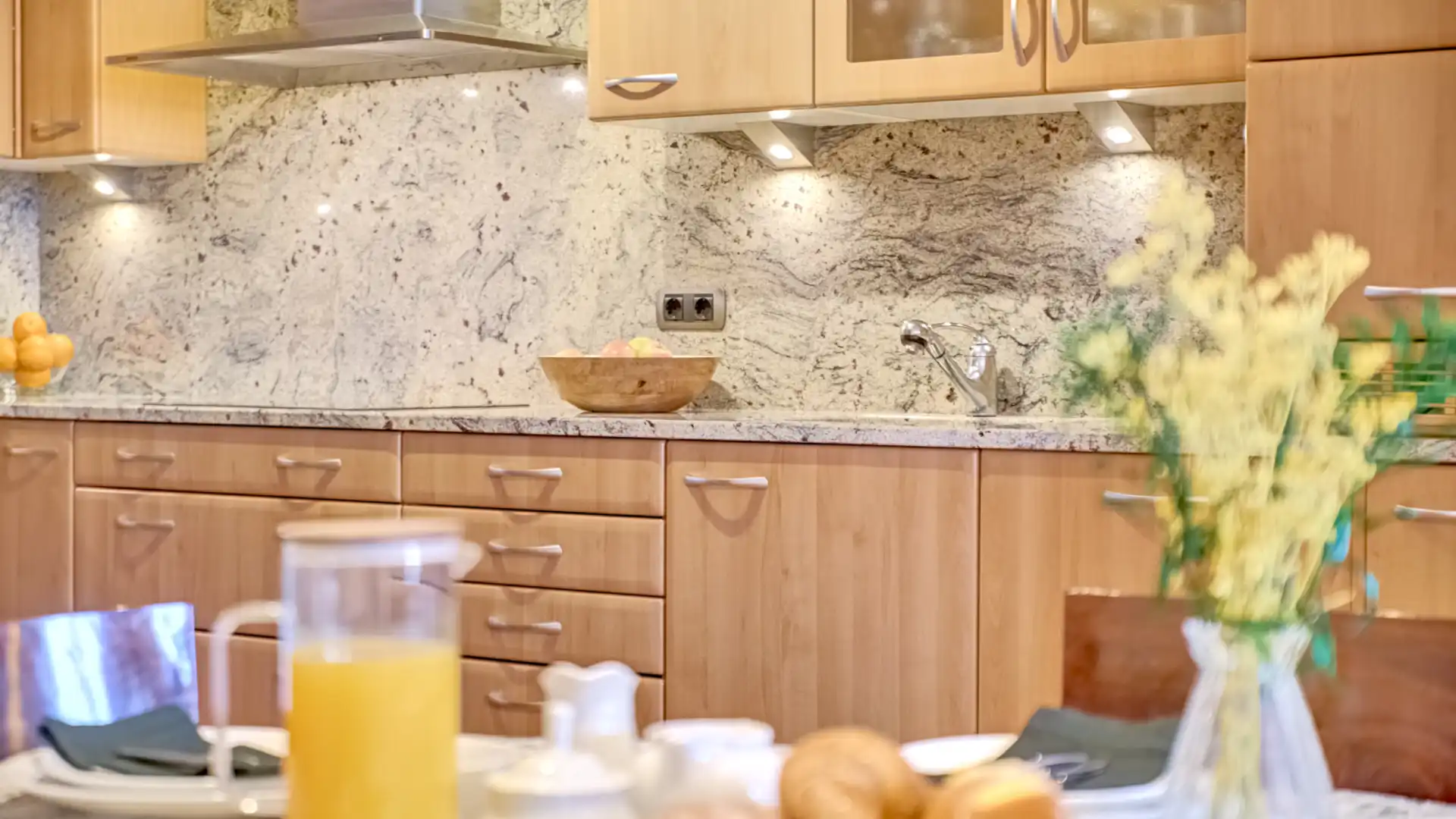 Cocina de Piso en venta en  Pamplona / Iruña con Calefacción, Parquet y Trastero