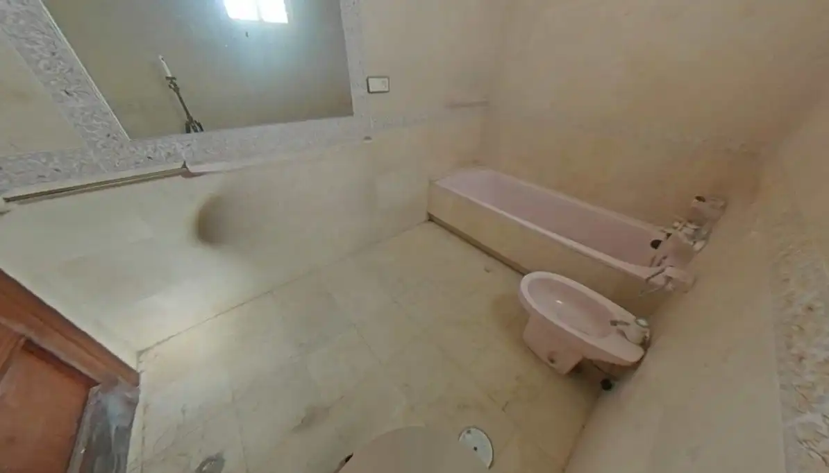 Baño de Piso en venta en Algeciras