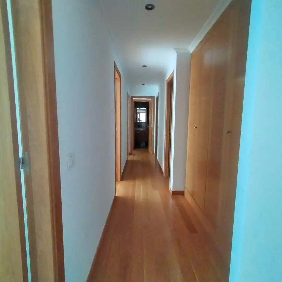 Piso en venta en Santiago de Compostela  con Calefacción, Jardín privado y Parquet