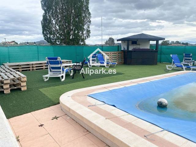 Casa-chalet en Venta en 38º21,58.7N en Novelda